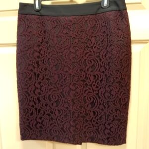 Loft Burgundy Lace Brocade Pencil Skirt - size 12